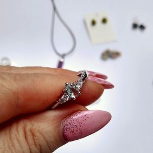 Silver filigree ring